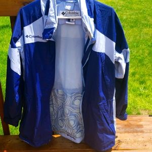 Women's Columbia raincoat size L